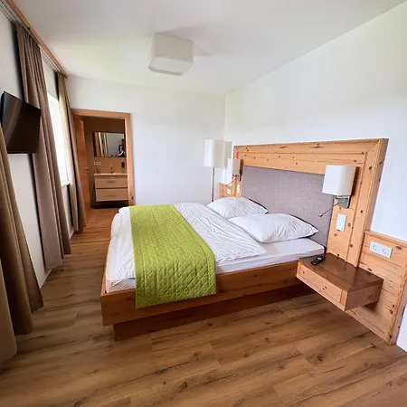 Hofbauers Gaestezimmer