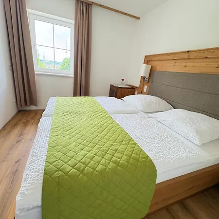 Hofbauers Gaestezimmer *